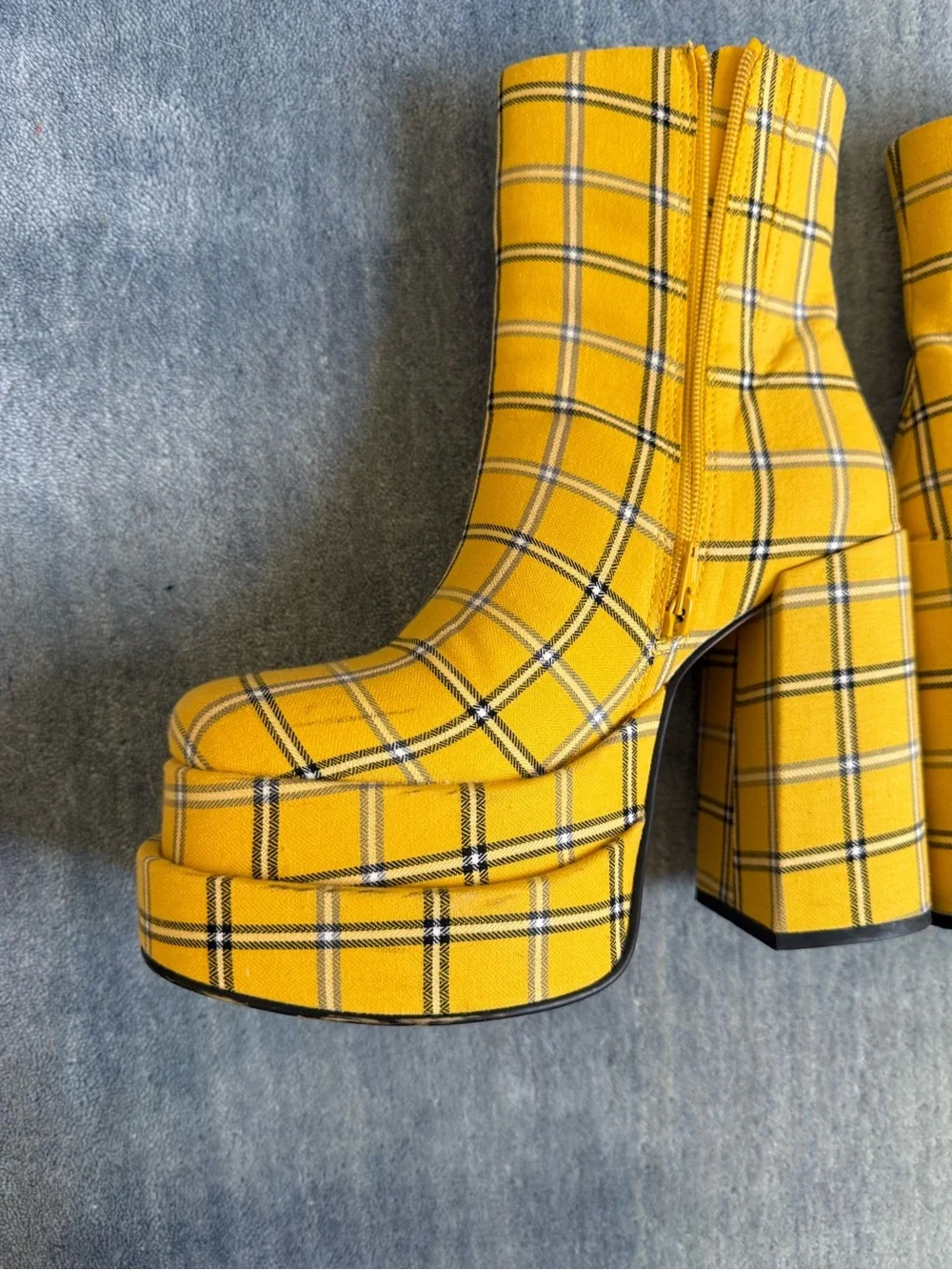 Steve Madden Yellow Plaid Platform Ankle Boots Clueless inspired